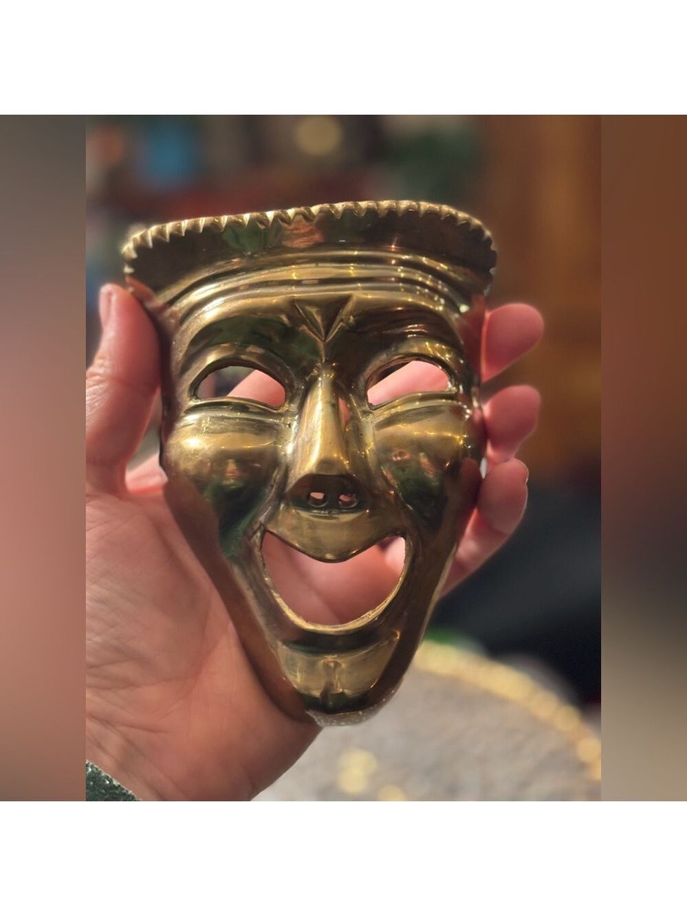 Antique-Style Brass Mask Sculpture Botanical Wall Art 4 Vines, Florals & Altars - Picture 11 of 14